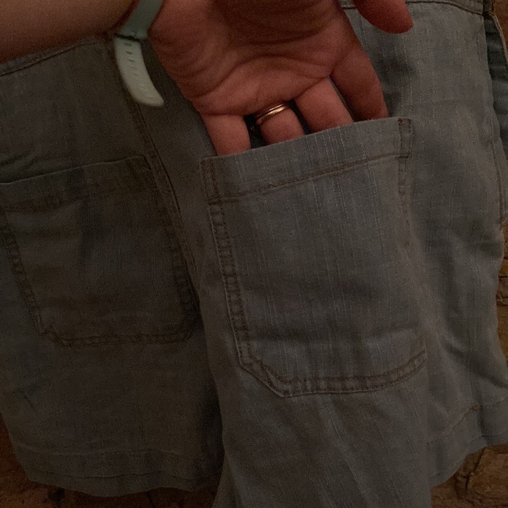 Light blue denim overall shorts - Picture 7 of 8